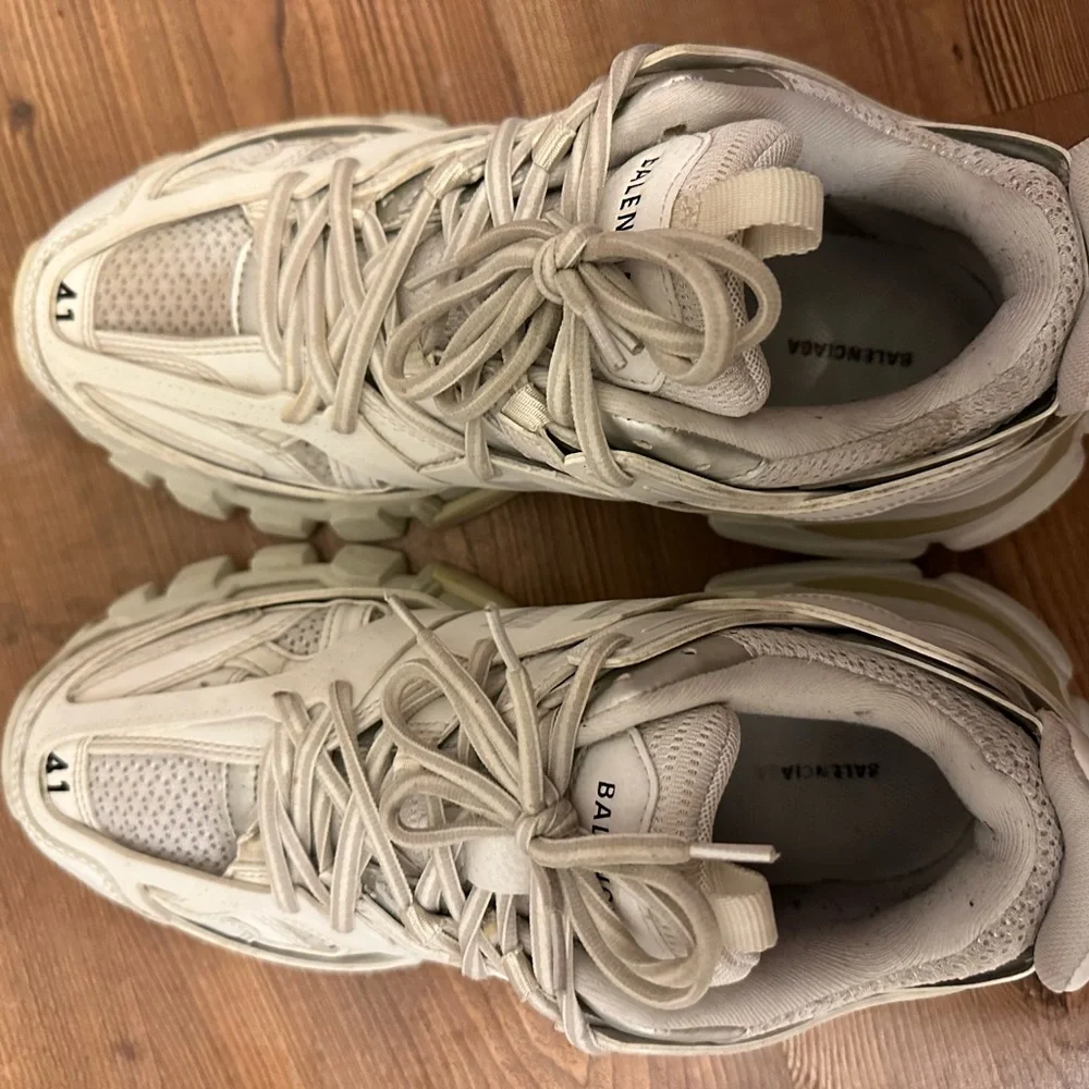 White Balenciaga. Size 11 - Picture 4 of 6